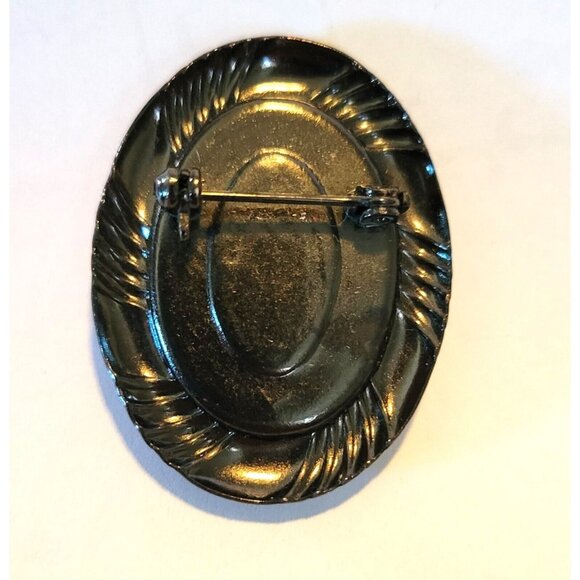 Victorian Style Cameo Brooch in Oval Copper Setting Safety Clasp - Picture 2 of 2